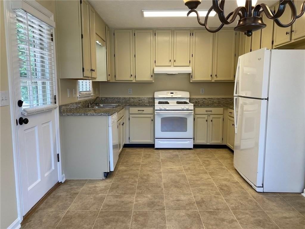 440 Nickajack Rd Sw - Photo 6 of 33