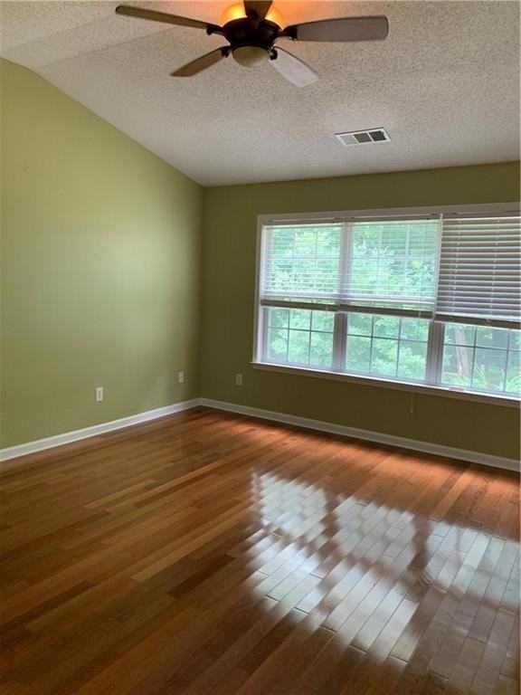 2628 Davenham Ln - Photo 4 of 10