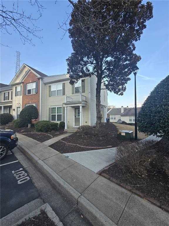 1090 Kilmington Ct - Photo 3 of 27