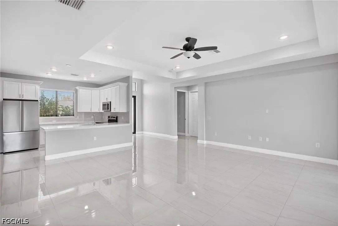 1715 Sw 3rd St - Photo 2 of 24