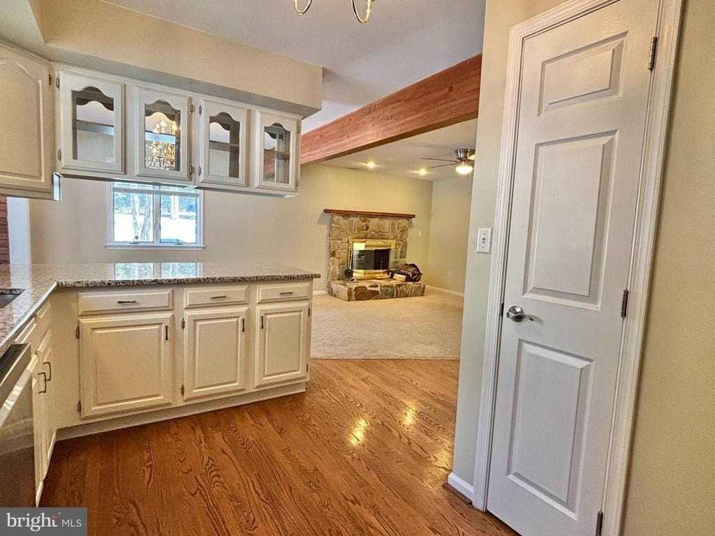 498 Dean Dr - Photo 6 of 35