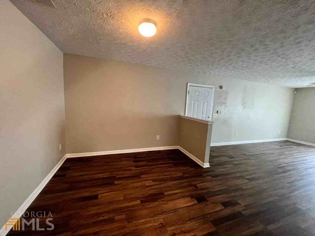 13101 Fairington Ridge Cir #101 - Photo 7 of 28