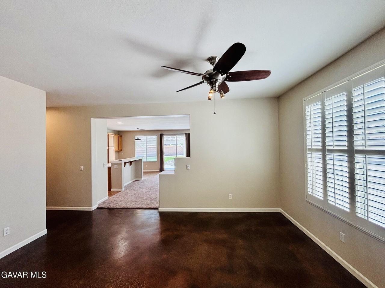 4640 Trojan Ct - Photo 2 of 33