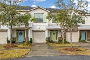 featured image of 1702 Mariners Cir