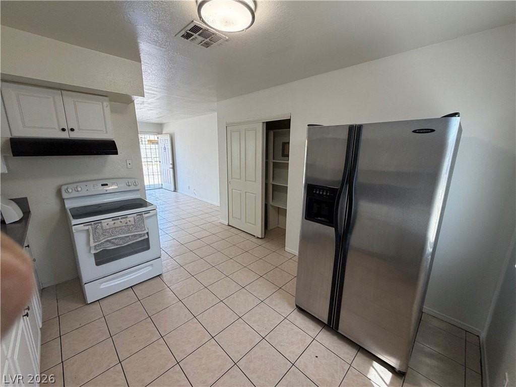 425 E Merlayne Dr #1 - Photo 5 of 11