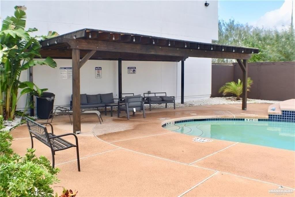 4217 Colbath Ave #130A - Photo 4 of 20