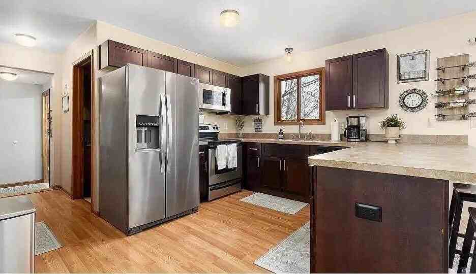 11816 Highridge Dr - Photo 2 of 34