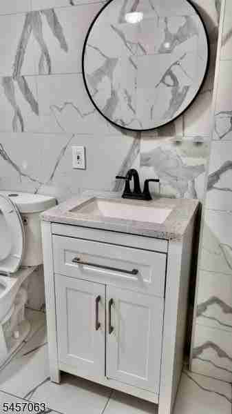 8185 Mount Prospect Ave Unit A - Photo 4 of 7