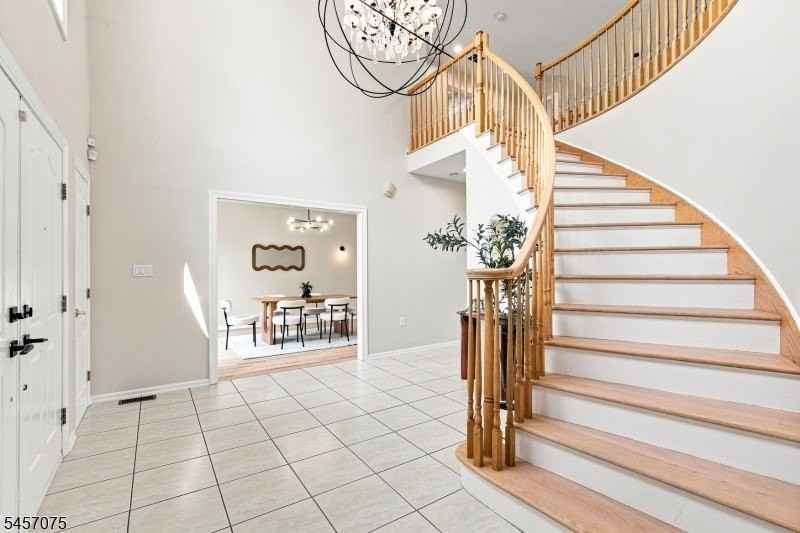 907 Colonia Rd - Photo 6 of 43
