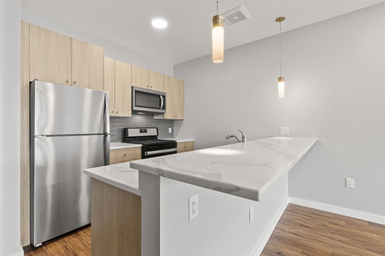 662 Avenue C #205 - Photo 6 of 14