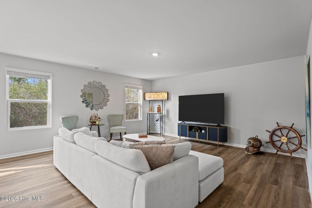 1427 New Sun Dr Se - Photo 4 of 25
