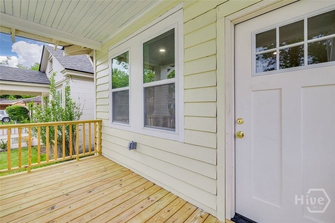 1018 Seiler Ave - Photo 3 of 36
