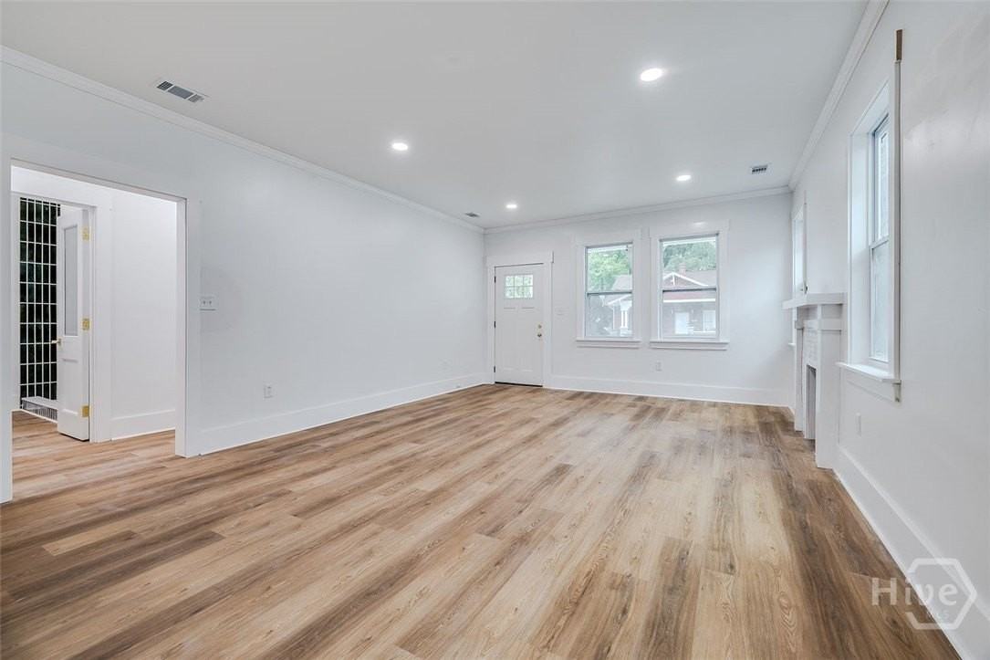 1018 Seiler Ave - Photo 6 of 36