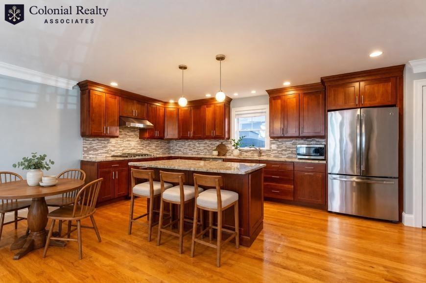233 Grove St - Photo 4 of 10