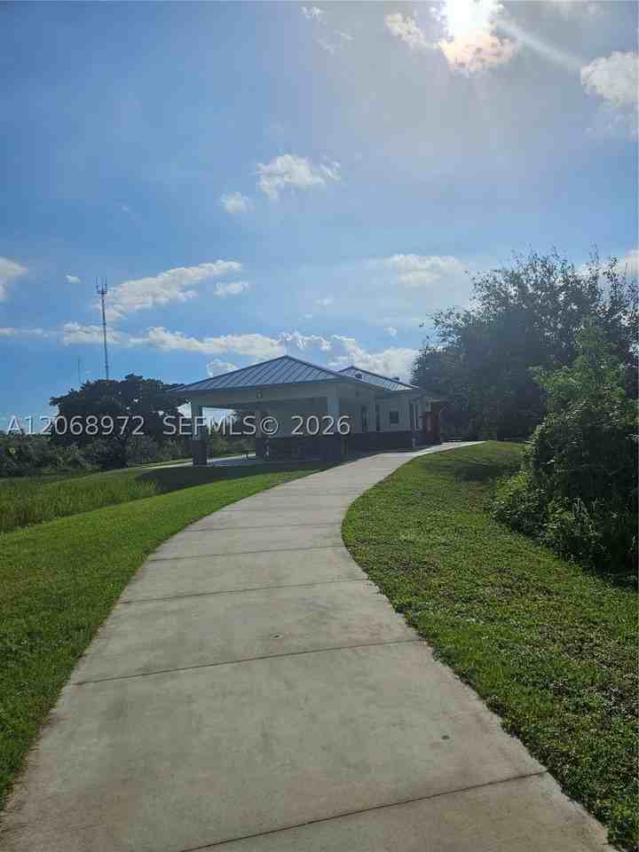 6163 Sw 36th Ct - Photo 3 of 20