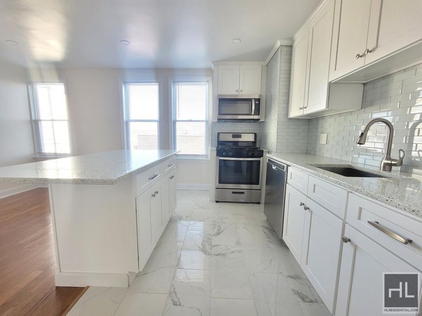6921 6th Ave - Photo 3 of 10
