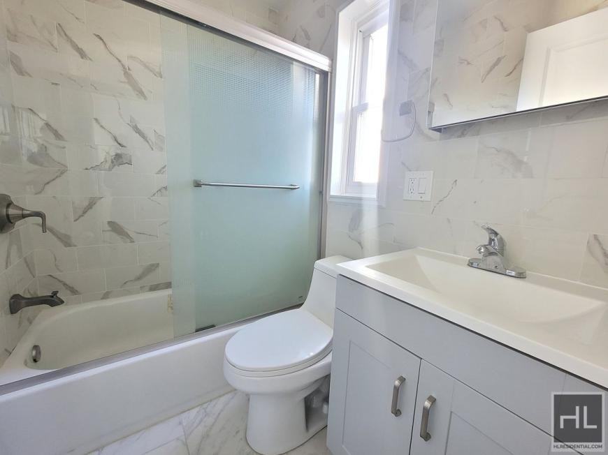 6921 6th Ave - Photo 5 of 10
