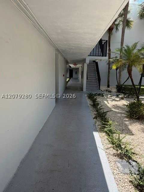 10825 Sw 112th Ave #6-215 - Photo 5 of 15