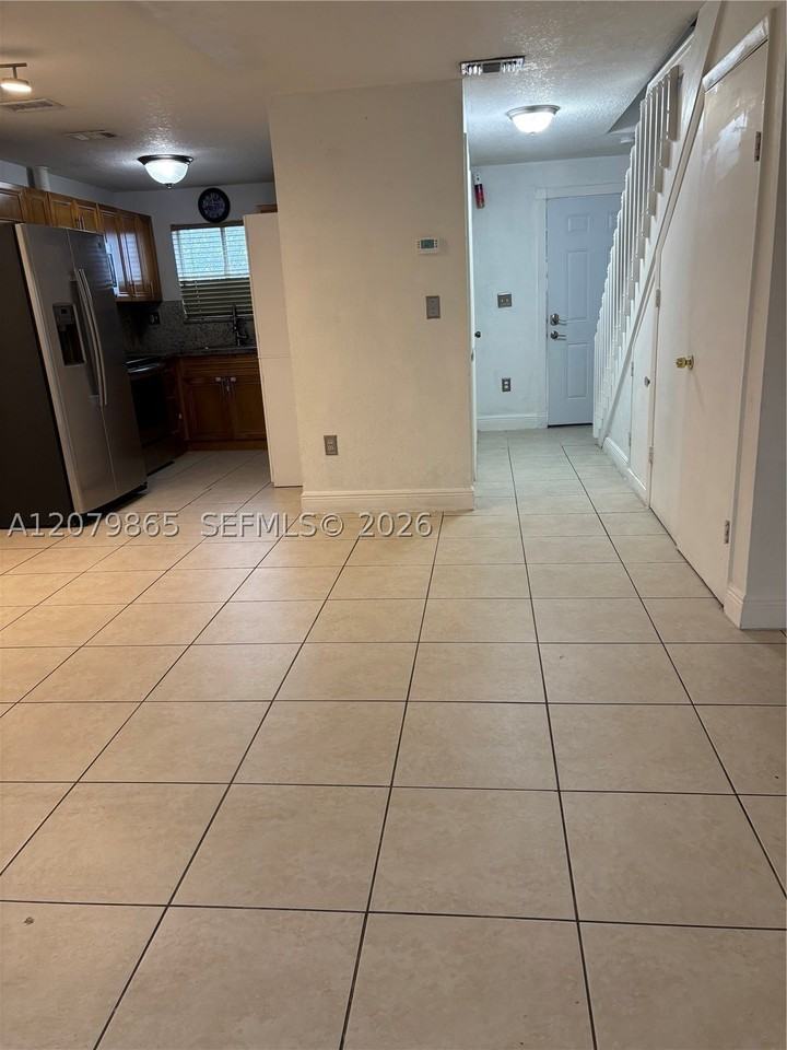 8172 Nw 10th St #5 - Photo 7 of 46