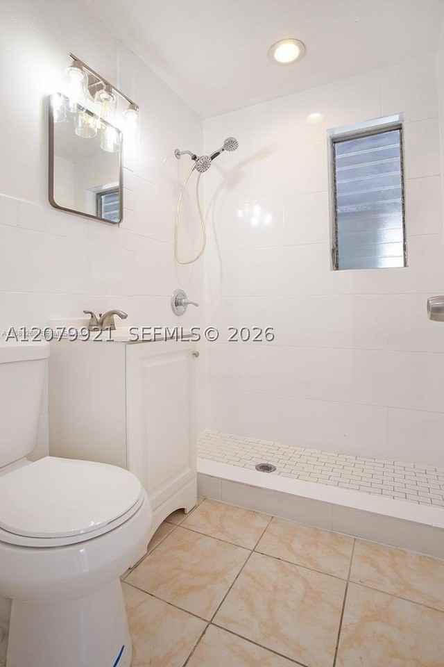 3761 Sw 45th Ave #0 - Photo 4 of 7