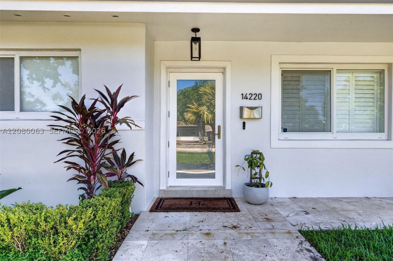 14220 Sw 86th Ave #0 - Photo 6 of 48