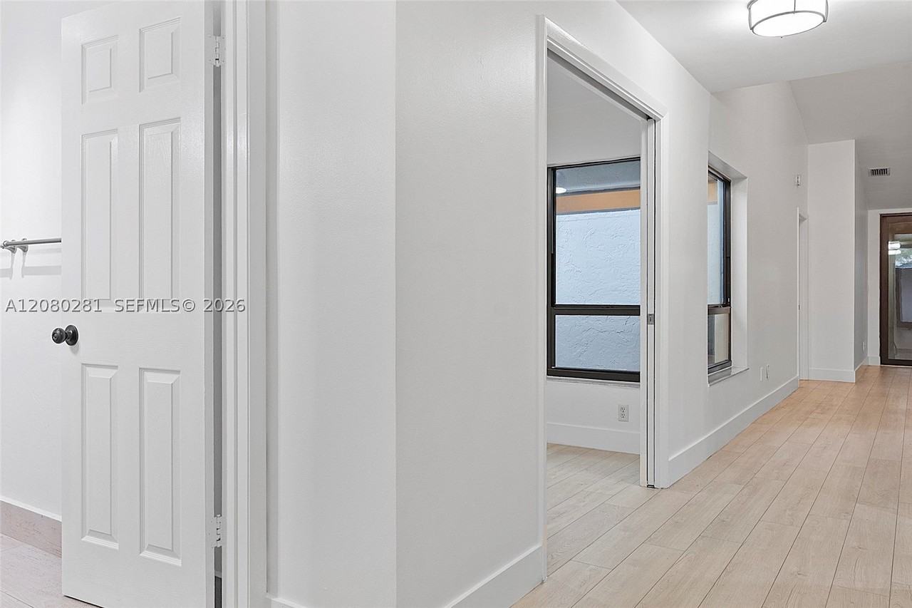 13340 Sw 90th Ter #F - Photo 6 of 45