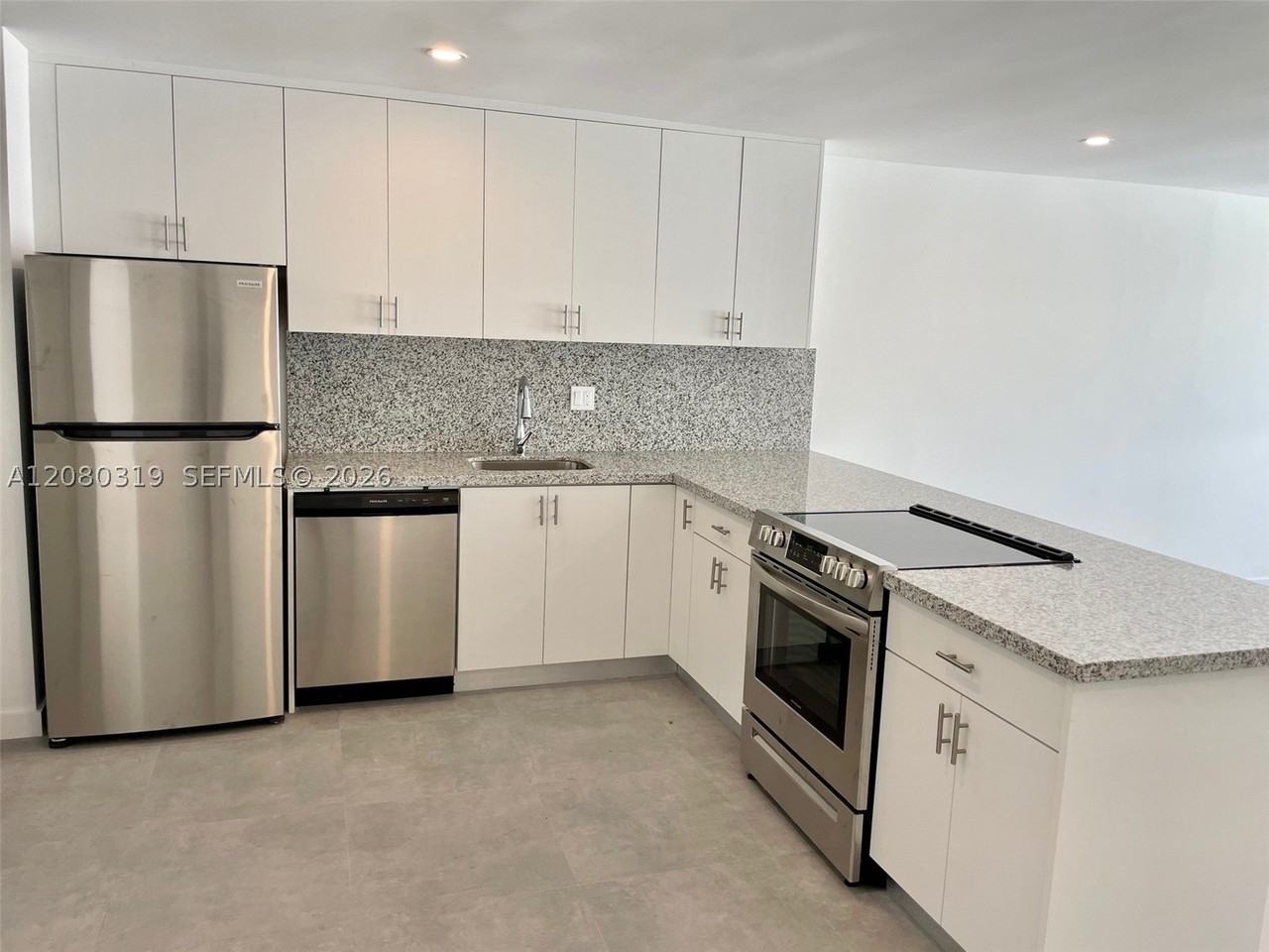5711 Nw 28th St #5711 - Photo 2 of 28
