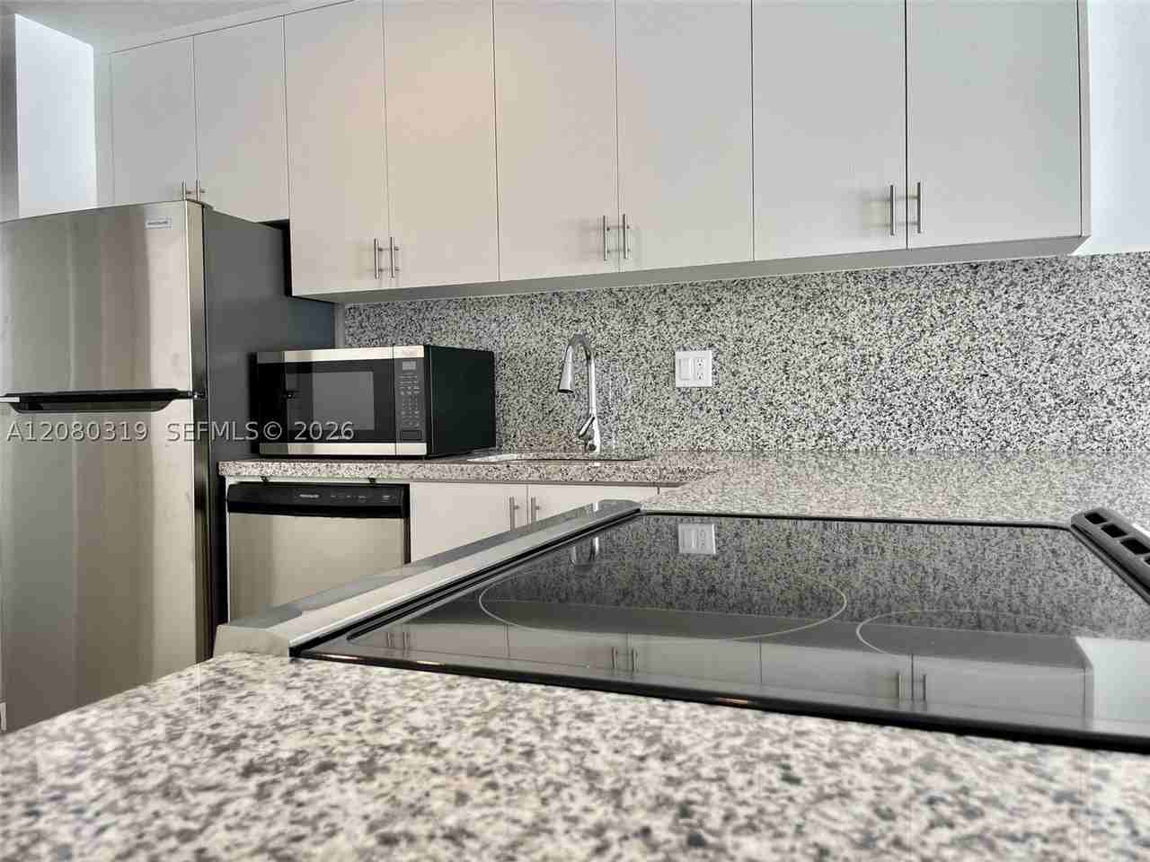 5711 Nw 28th St #5711 - Photo 5 of 28