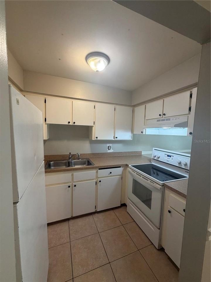 2121 S San Gully Rd #19 - Photo 6 of 15