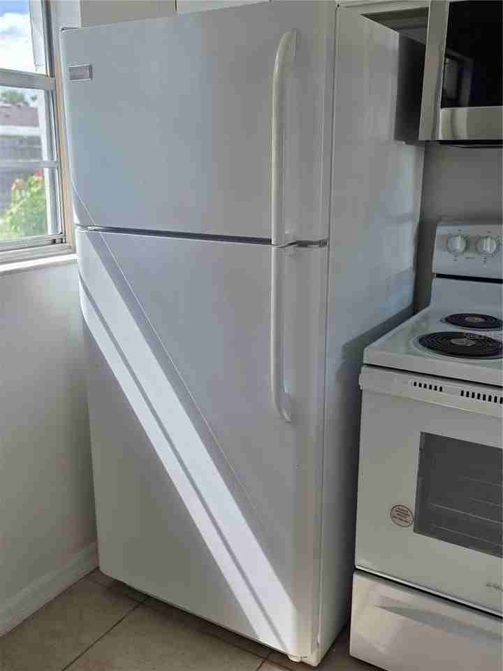 294 Valencia Ave - Photo 6 of 18