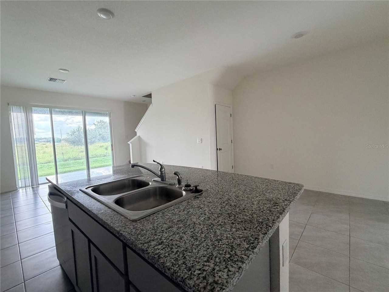 34260 Redwood Dawn Ln - Photo 6 of 27
