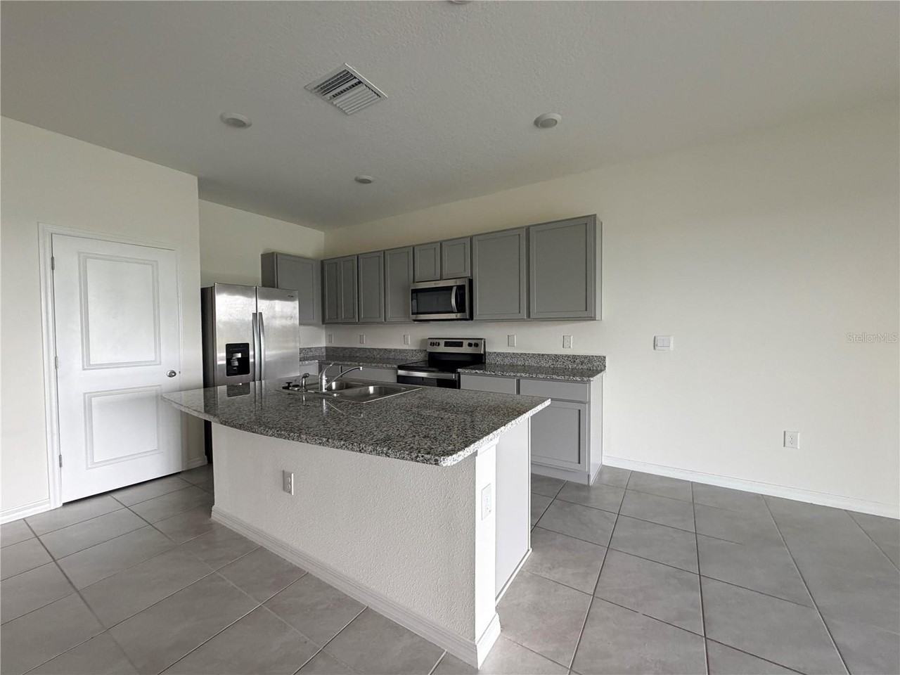 34260 Redwood Dawn Ln - Photo 7 of 27