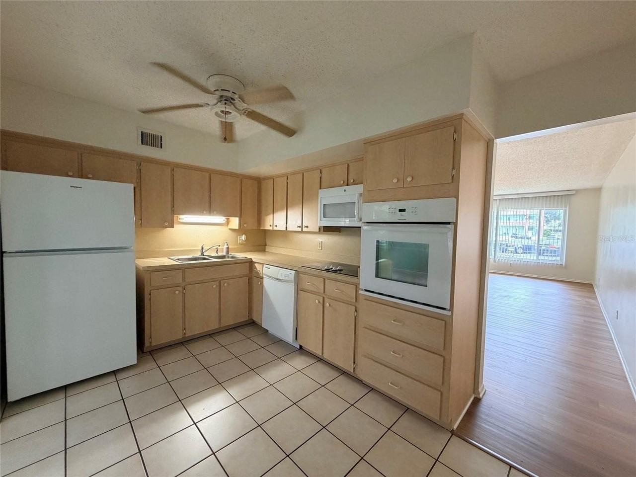 2361 Ecuadorian Way #17 - Photo 4 of 49