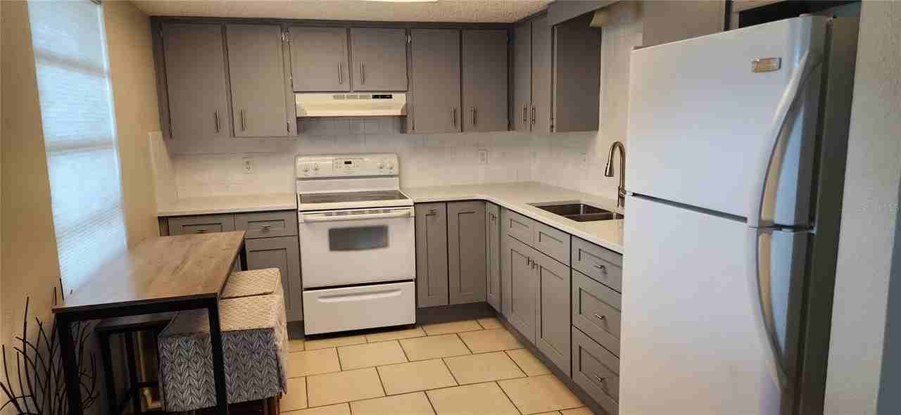 5004 Avery Rd - Photo 2 of 13