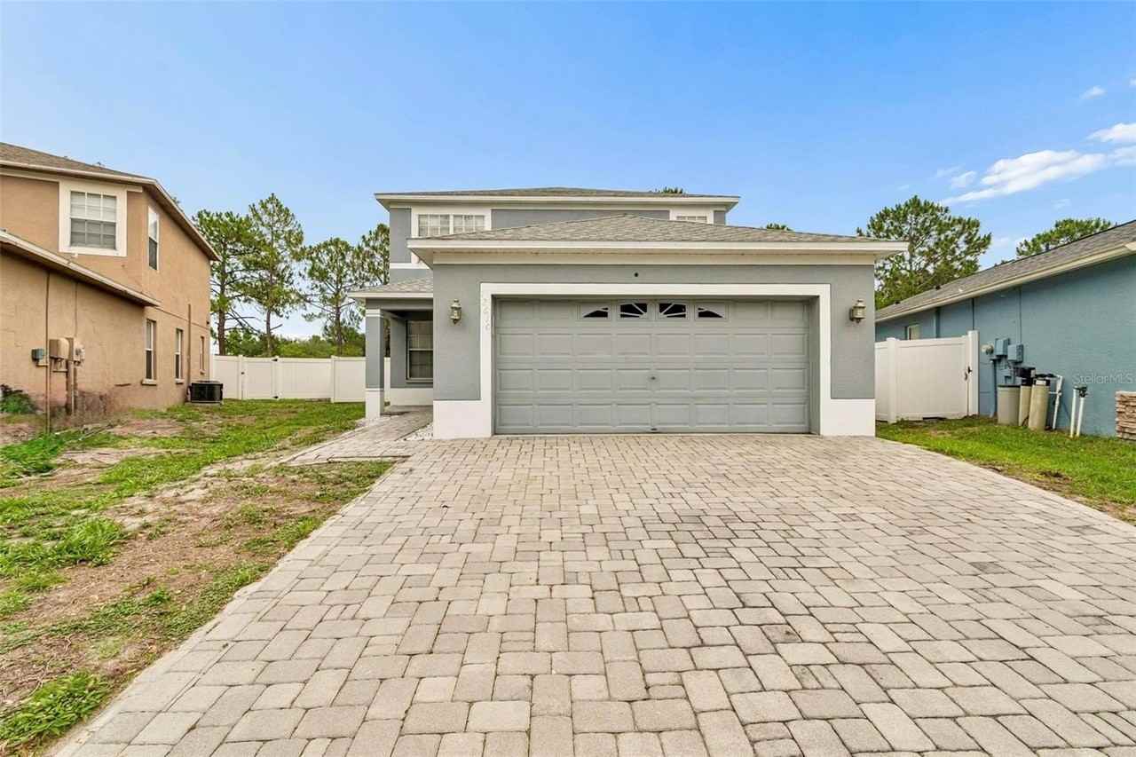 12610 Adventure Dr - Photo 2 of 39
