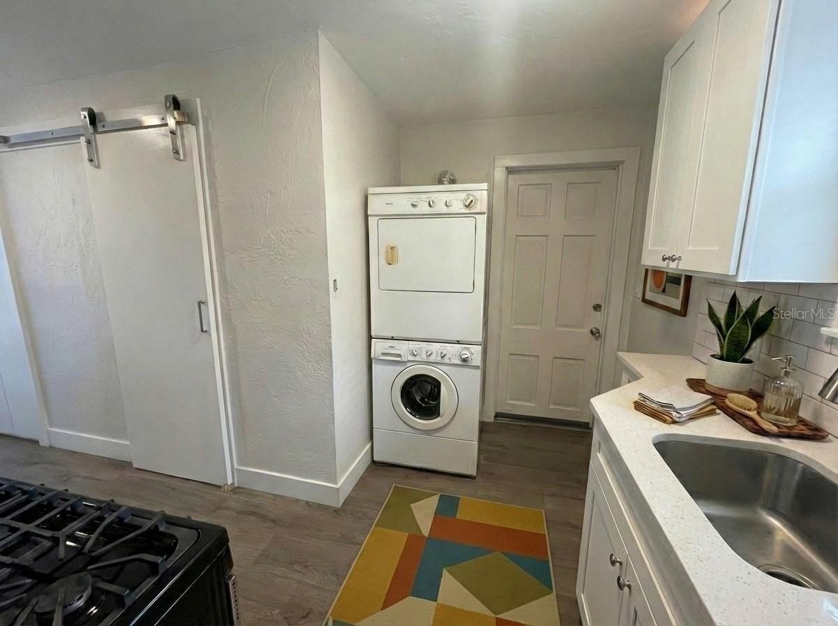 3734 Burlington Ave N #1 - Photo 6 of 30