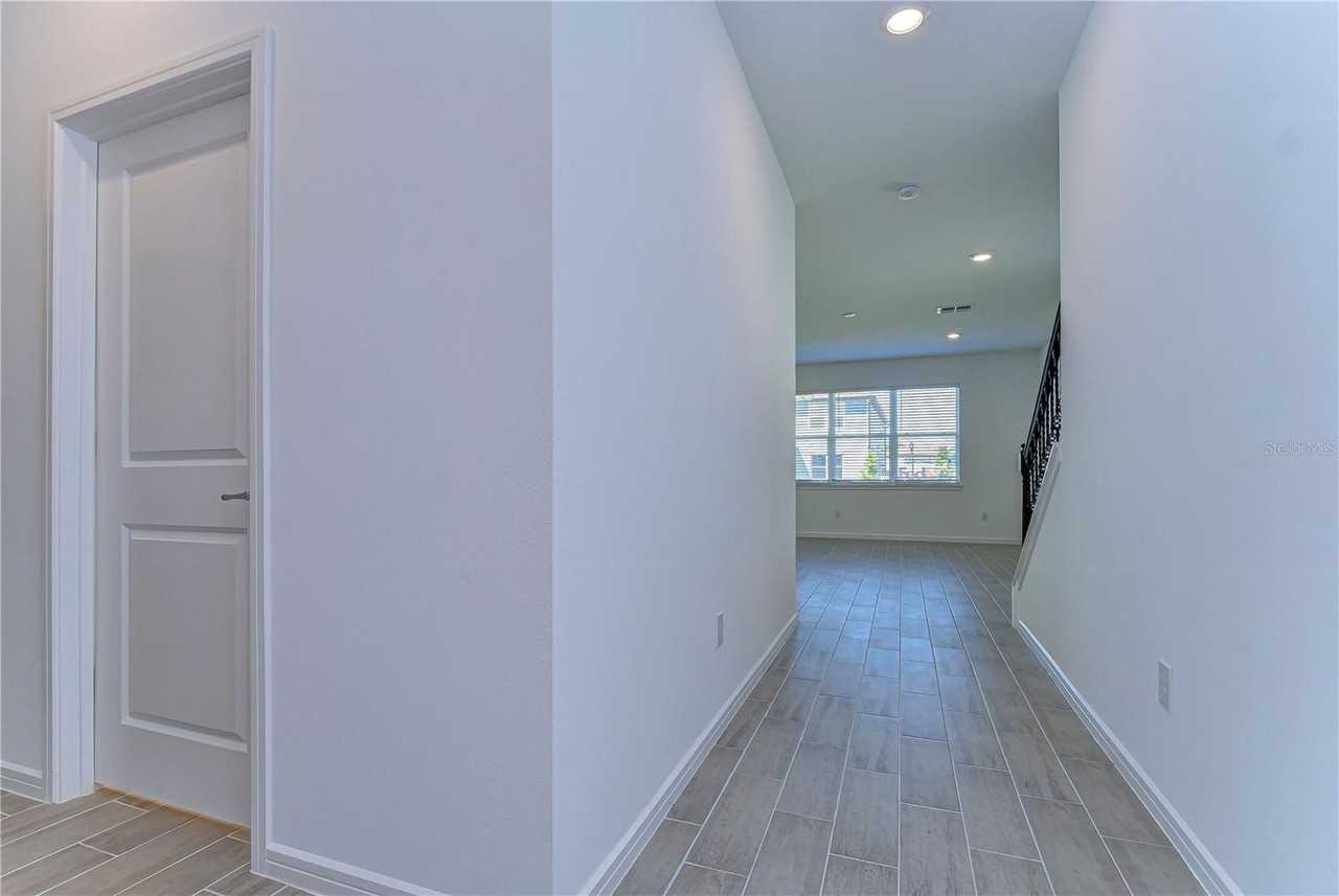 17751 Everlong Dr - Photo 5 of 50