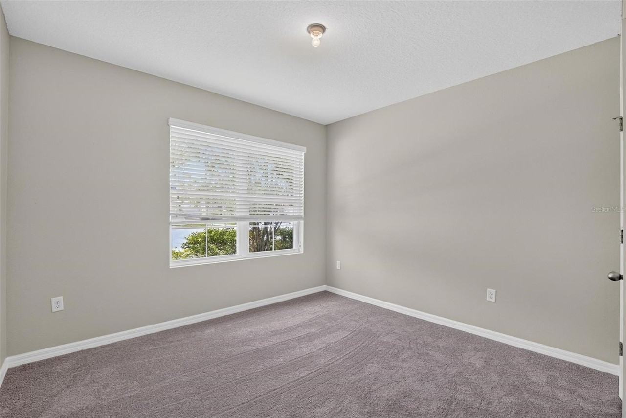16441 Treasure Point Dr - Photo 4 of 50