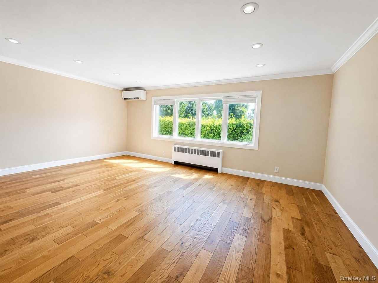 541 E Park Ave #1stFL - Photo 3 of 18