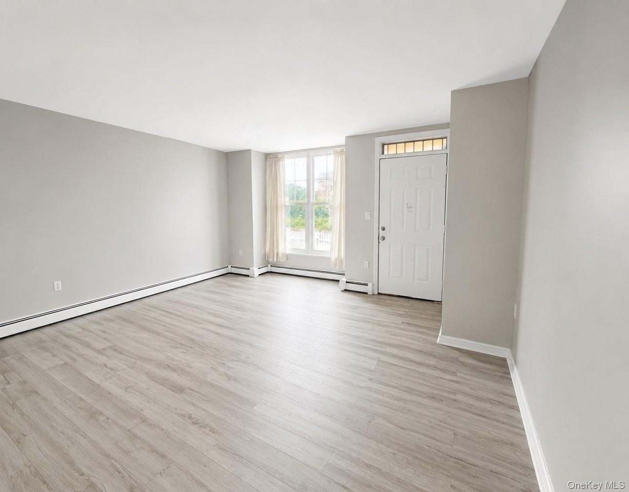 4216 Rockaway Beach Blvd #1stFL - Photo 2 of 10