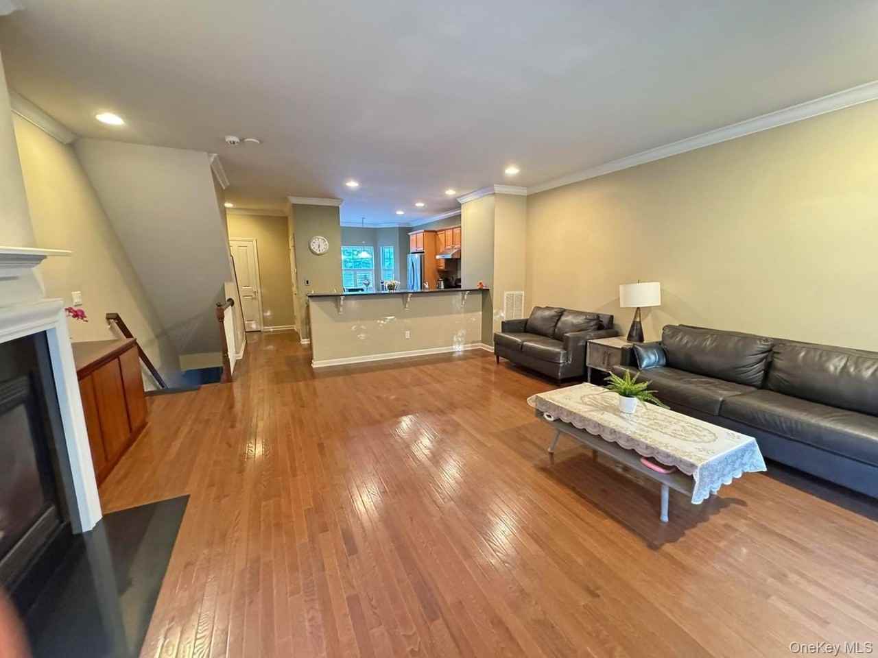 54 Fairways Dr - Photo 6 of 36