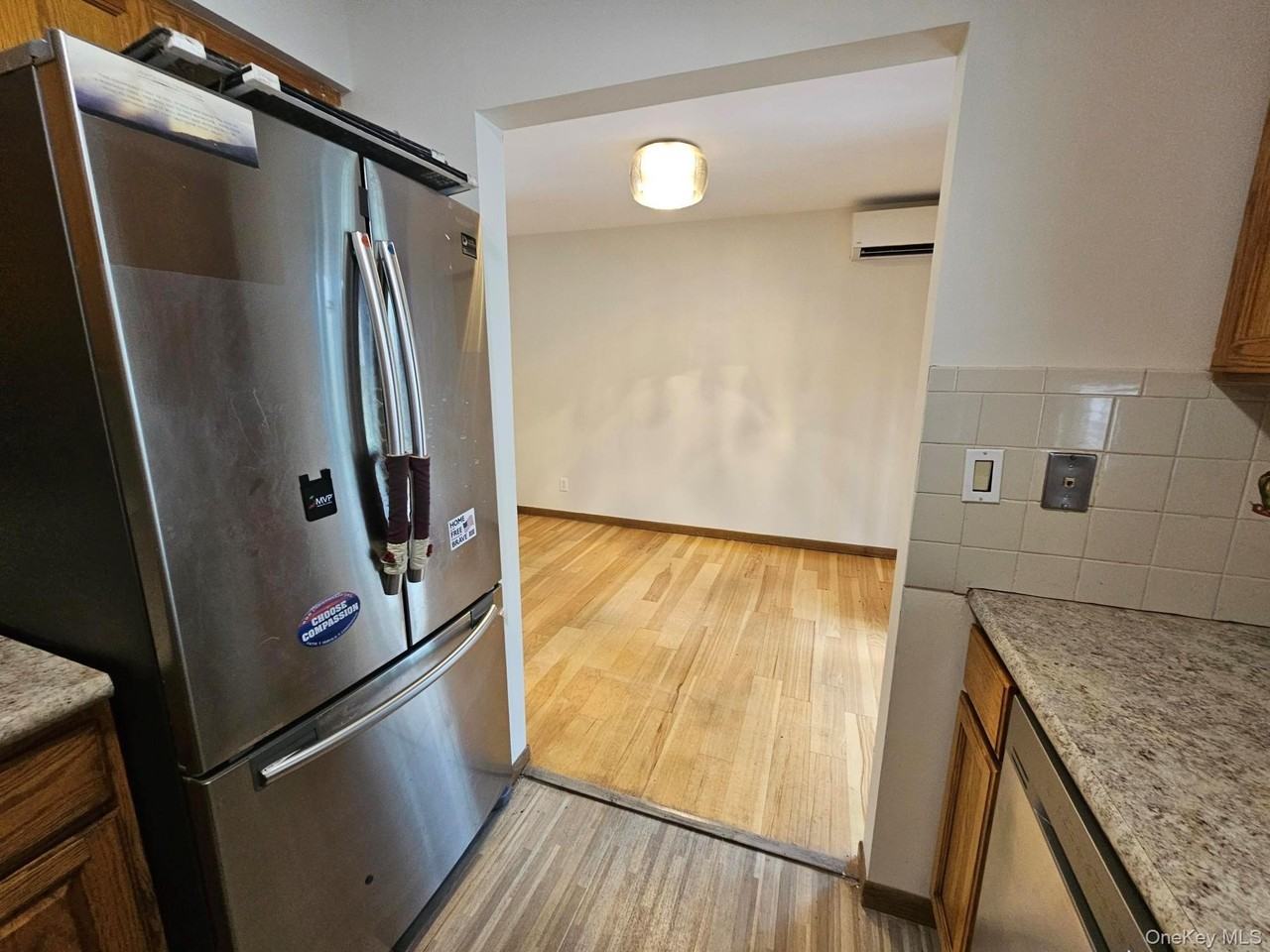 49 Beechwood Ave - Photo 6 of 18