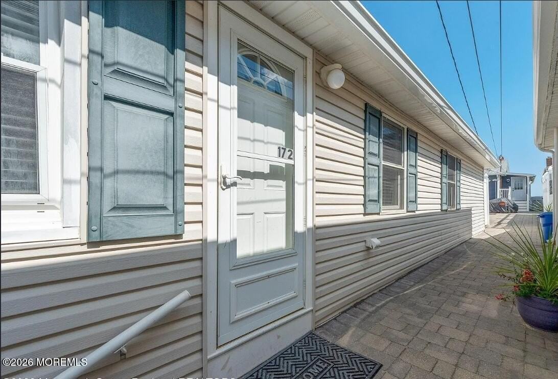 172 1st Ave - Photo 3 of 16