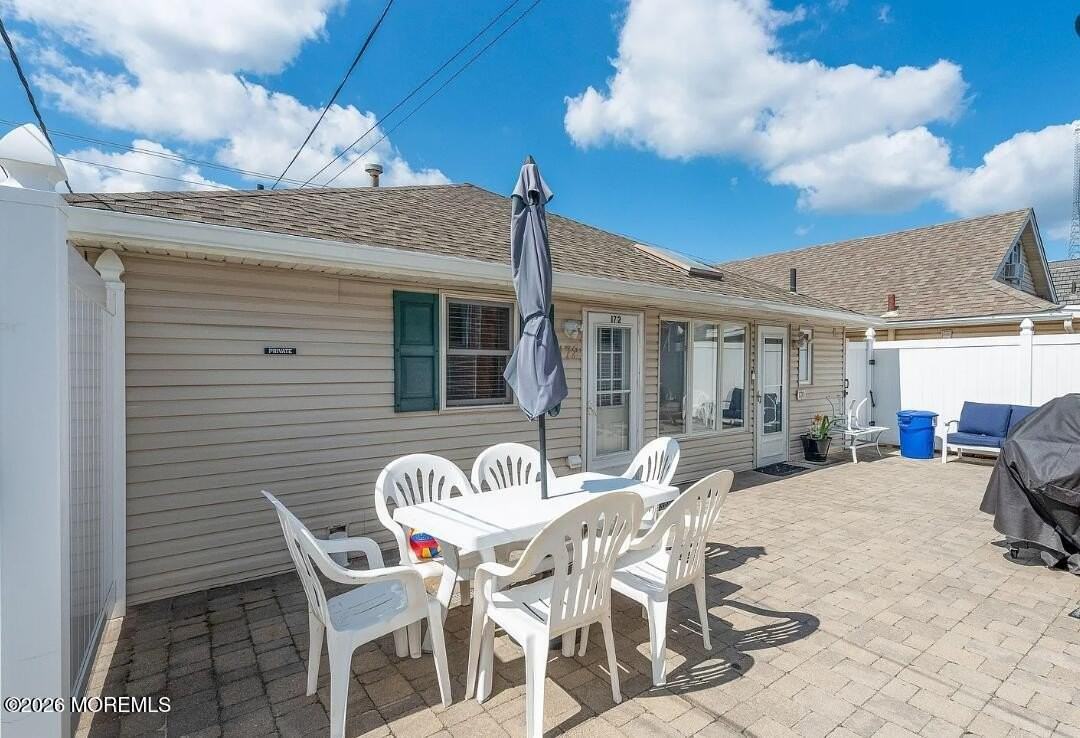 172 1st Ave - Photo 4 of 16
