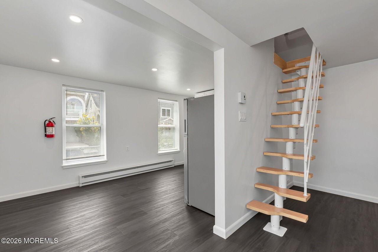 18 5th St - Photo 7 of 19