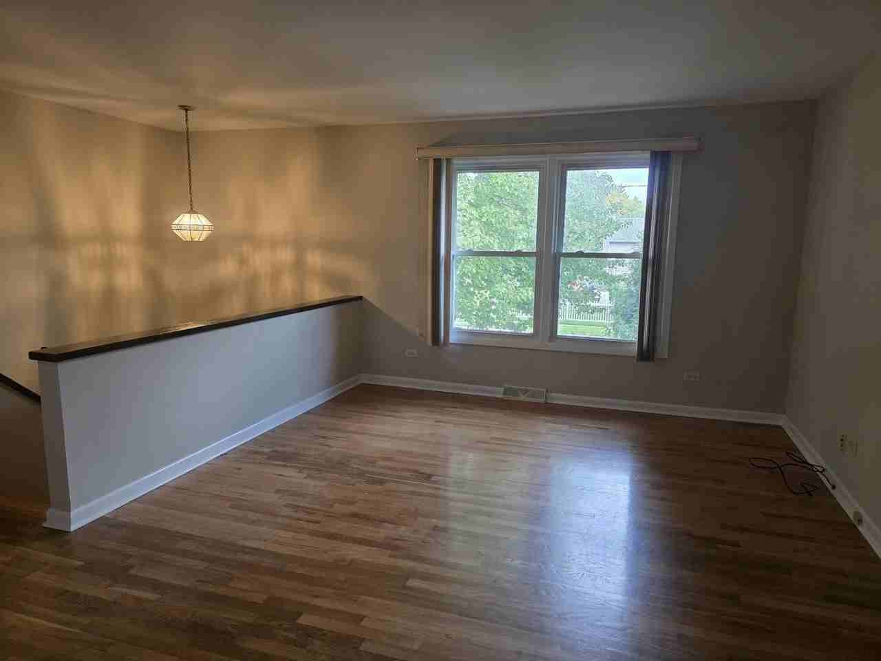 670 Anita Ave - Photo 2 of 11