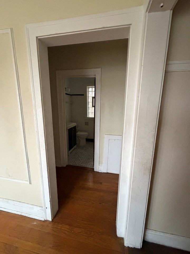7811 S Constance Ave #2 - Photo 3 of 11