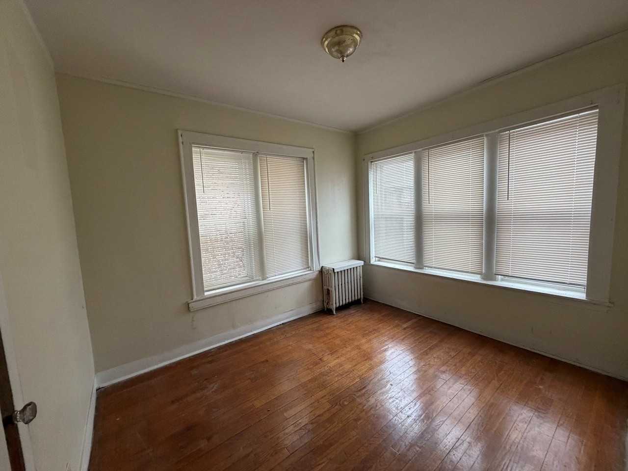 7811 S Constance Ave #2 - Photo 4 of 11
