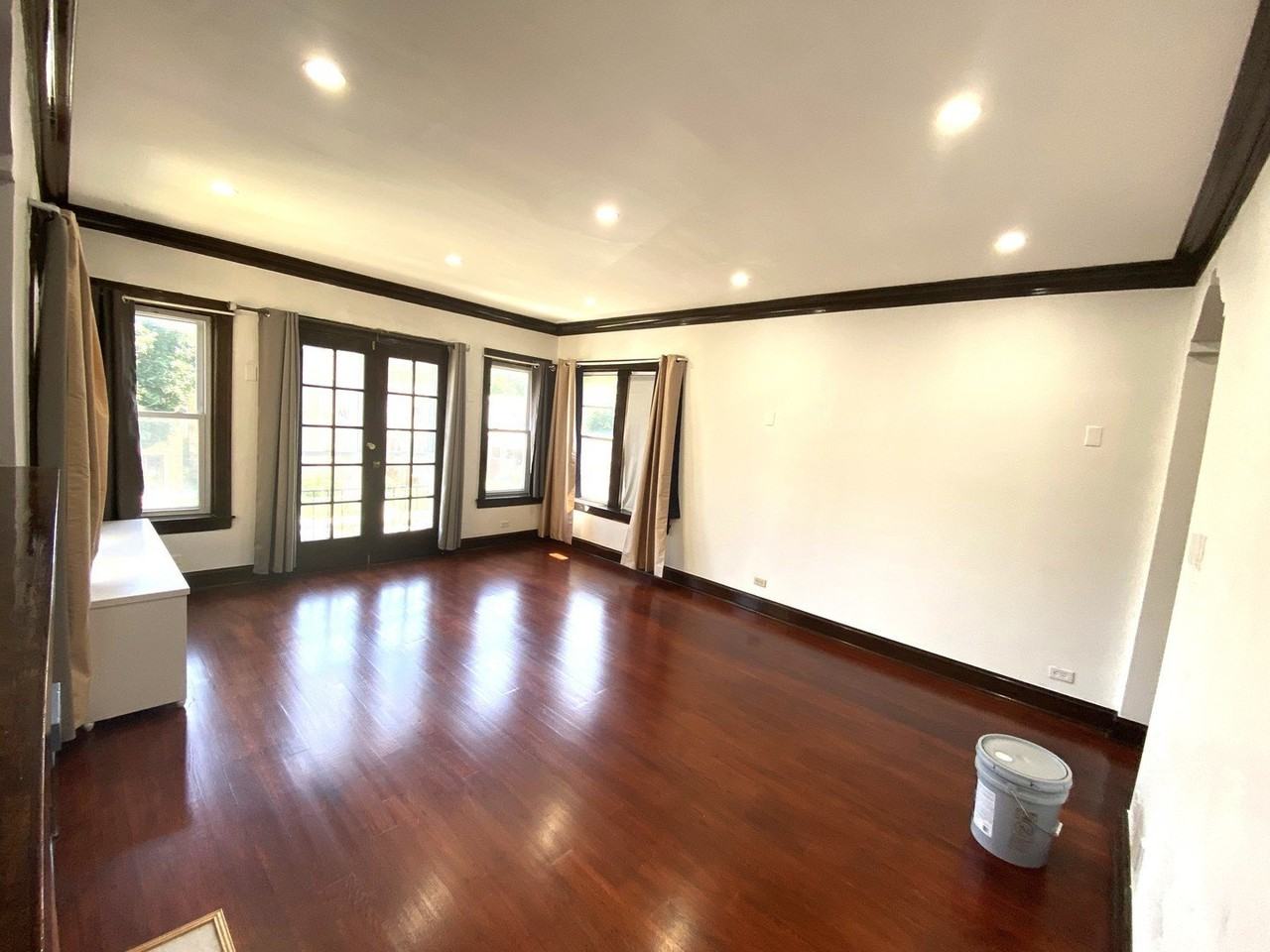 5434 N Spaulding Ave #2nd - Photo 7 of 14