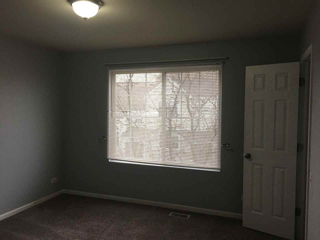 1770 Middlebury Dr - Photo 7 of 10